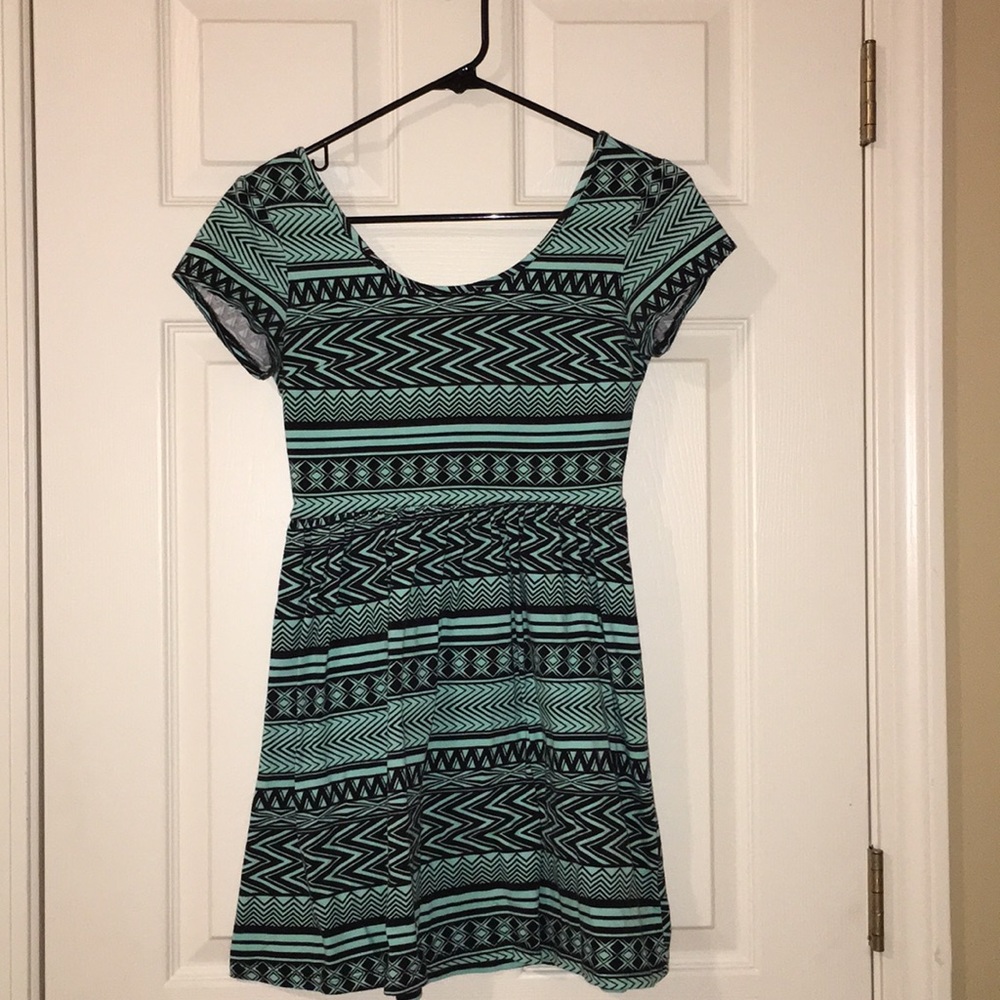 dELiA*s patterned dress